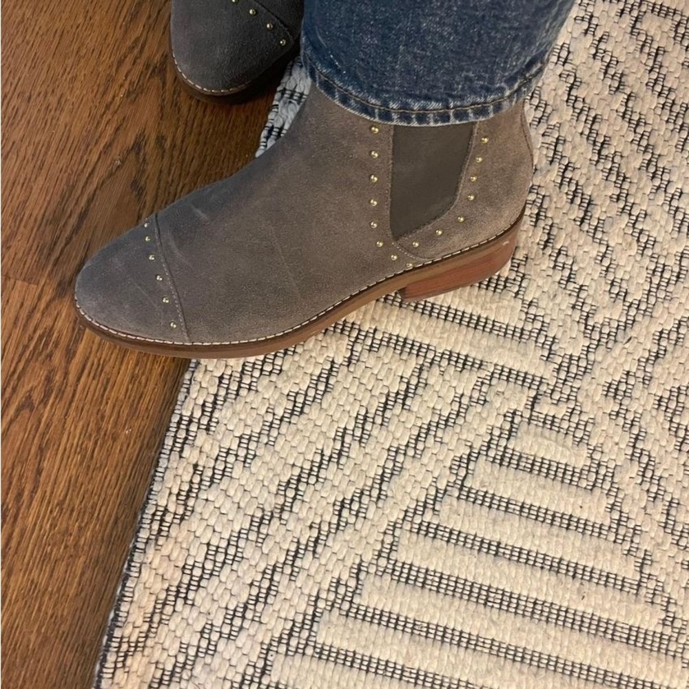 Booties - Picture 3 of 5